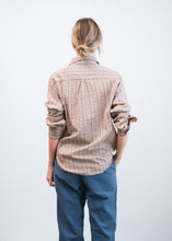 Cargar imagen en el visor de la galería, Camisa LONDON caramelo