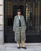 Cargar imagen en el visor de la galería, Abrigo 200 sage