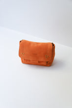 Cargar imagen en el visor de la galería, Bolso LULU S coral