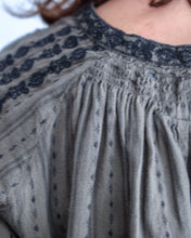 Cargar imagen en el visor de la galería, Blusa BASTIA militar