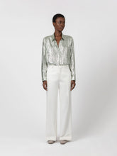 Cargar imagen en el visor de la galería, Camisa VAR mint