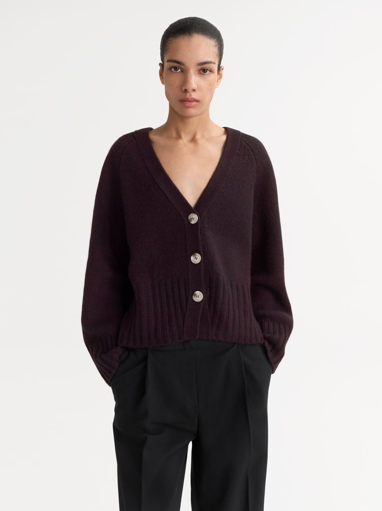 Chaqueta VNECK berenjena