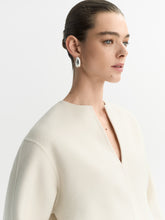 Cargar imagen en el visor de la galería, Top WOVEN ivory
