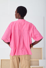 Cargar imagen en el visor de la galería, Blusa ISABELLA rosa
