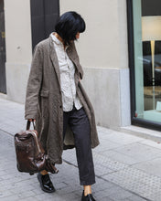 Cargar imagen en el visor de la galería, Abrigo 9348 beige
