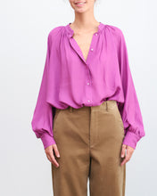 Cargar imagen en el visor de la galería, Blusa LAUREN fucsia
