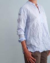 Cargar imagen en el visor de la galería, Camisa 6803 azul
