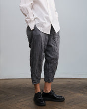 Cargar imagen en el visor de la galería, Pantalón 8688 gris

