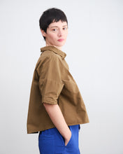 Cargar imagen en el visor de la galería, Camisa 147 marrón
