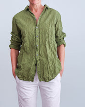 Cargar imagen en el visor de la galería, Camisa 6802 verde
