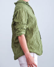 Cargar imagen en el visor de la galería, Camisa 6802 verde
