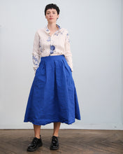 Cargar imagen en el visor de la galería, Falda 108 cobalto
