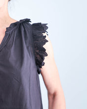 Cargar imagen en el visor de la galería, Camisa BEXIE negro
