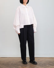 Cargar imagen en el visor de la galería, Camisa BOXY blanco
