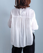 Cargar imagen en el visor de la galería, Blusa 215 blanco
