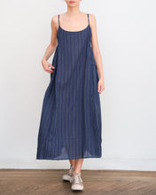 Cargar imagen en el visor de la galería, Vestido 72 azul
