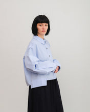 Cargar imagen en el visor de la galería, Camisa BOXY azul
