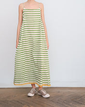 Cargar imagen en el visor de la galería, Vestido 152 verde
