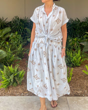 Cargar imagen en el visor de la galería, Falda MANTI sky

