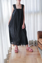 Cargar imagen en el visor de la galería, Vestido PALMA negro
