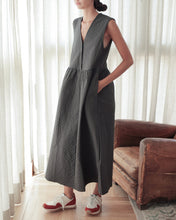 Cargar imagen en el visor de la galería, Vestido JUNGLE charcoal
