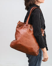Cargar imagen en el visor de la galería, Bolso RE-EDITION caramel

