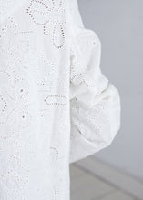 Cargar imagen en el visor de la galería, Chaqueta TITI blanco
