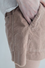 Cargar imagen en el visor de la galería, Shorts micropana BUENA VISTA crudo
