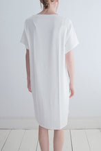 Cargar imagen en el visor de la galería, Vestido FRO164 white
