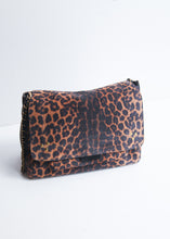 Cargar imagen en el visor de la galería, Bolso LULU  M leopardo
