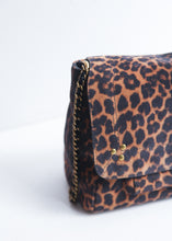 Cargar imagen en el visor de la galería, Bolso LULU  M leopardo
