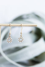 Cargar imagen en el visor de la galería, CHAMPAGNE DIAMOND Pendientes
