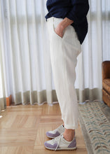 Cargar imagen en el visor de la galería, Pantalón 8310 ivory
