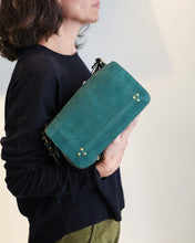 Cargar imagen en el visor de la galería, Bolso BOBI verde jade
