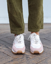 Cargar imagen en el visor de la galería, Zapatilla MARATHON pink
